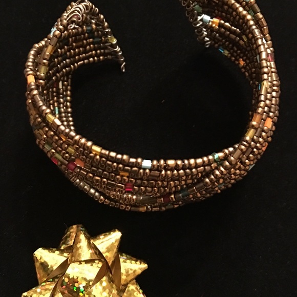 HAND-BEADED WOVEN BRACELET - Picture 6 of 8